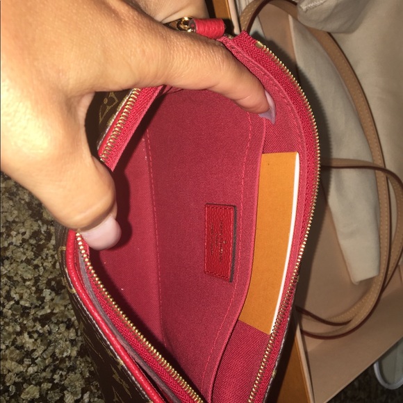 ❌❌SOLD‼️‼️Louis Vuitton Monogram Pallas Clutch - Picture 7 of 8